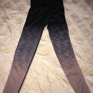 Victoria Secret Pink Leggings